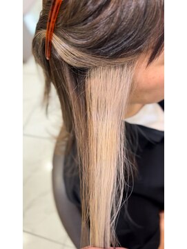 アッシュ 戸田公園店(Ash) 髪ぼかし×イヤリングカラーで自然におしゃれに