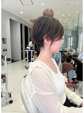 アース 栄店(HAIR&MAKE EARTH) earthショートレイヤーボブミルクティー丸みショートボブ