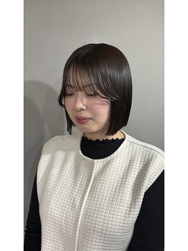 シア(sia) 韓国ボブタッセルボブレイヤーボブ切りっぱなしボブ