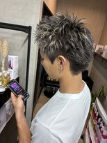 トリコ(ToricO) スパイキーショート ハイトーン ハイライト ブリーチ