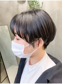 刈り上げショート、インナーカラー、グレー、オレンジ