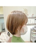 伸ばしかけショート×透明感カラー