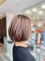 カラーラバー 自由が丘(COLOR LOVER) ボブ☆ハイライトカラー☆シルキーベージュ/20代30代40代50代