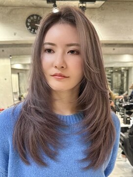 ヨロ 小岩(YOLO) レイヤーカットハイライトショートヘアイルミナカラーオージュア
