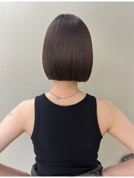 アイドットプラスサッポロ 札幌(i.+SAPPORO) すっきりおさまる切りっぱなしボブ