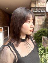 ラティ(Ratie)&nbsp;くびレイヤーエモージュオリーブベージュレイヤーカットミディ