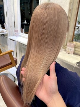 リコ バイ マリス(Liko by maris) ミルクティーベージュ /メルティカラー/フェミニンロング