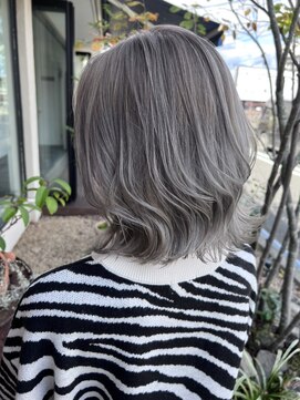 セカンド 鴨江店(2COND) シルバーグレージュ