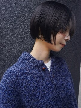 ストア(STORE) 黒髪ミニボブ×ぱつっとライン|ツヤ感ボブ×大人ナチュラル