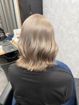 アルビス(ALBIS) ブリーチ/ダブルカラー/ミルクティーグレージュ/リタッチ/大宮