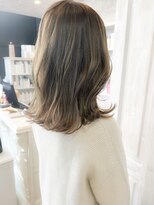 キャアリー(Caary)&nbsp;Caary20代30代40代50代Caary大人ハッシュカット カーキグレー