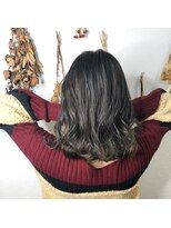 ウル(Ulu)&nbsp;外国人風バレイヤージュ