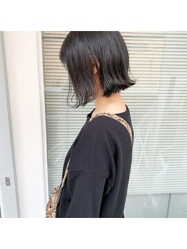 ミント(mint) 抜け感のある外ハネボブ！