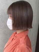セル(CELL)&nbsp;切りっぱなしボブ　アッシュブラウン　外ハネボブ