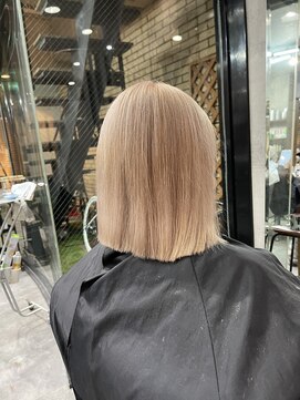 ラフ(LAFF) #黒髪#ボブルフ#ネビージュ#小顔#ワンレン