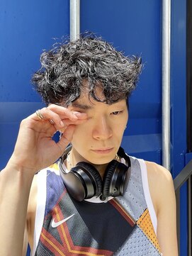 スタジオフォーエイチ(STUDIO 4H) ショートパーマ/ツイストスパイラル/スパイキー/波巻き