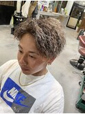 ツイストスパイラルパーマ ツイスパ メッシュ スキンフェード