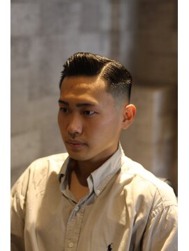 キングスマン トーキョー 国分寺(KINGSMAN TOKYO) アップバング/ツーブロック/スキンフェード[国分寺/国分寺駅]