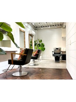 【カット+TR\6600】3席のみの落ち着いた空間,気さくで話しやすいSTAFF,昔から通っていた様な心休まるサロン