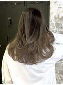ハイライトカラーバレイヤージュブリーチカラーグレージュ