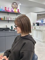 クラン 六甲道(Chlan)&nbsp;ブリーチなしライトベージュ×切りっぱなしボブ