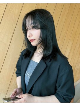 イロ(IRO) ミディアムレイヤー×オリーブ