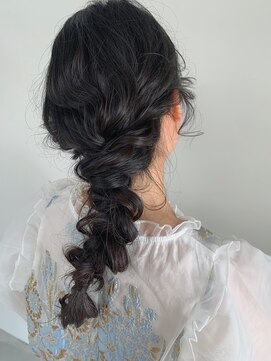 ネウィ 京橋(newi) 【kana】ゆるっと編み込みアレンジ