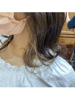 リーナ ビューティガーデン(LiNA BeautyGarden)&nbsp;インナーカラー×ホワイティーベージュ