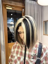 マニア(mania.)&nbsp;ブロンドフェイクブラックデザインカラーホワイトブロンド