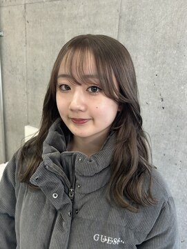 ロエ(LOE) ブリーチなしでも透明感！