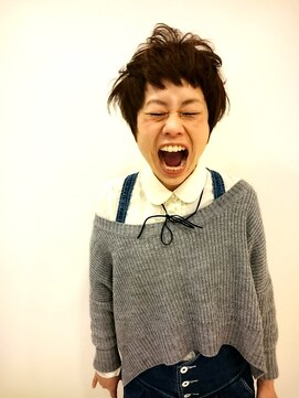 ヘアー ドレッサー パワードール(Hair Dresser) 大人のファニーショート