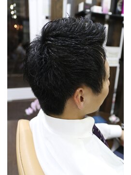 ラウレア(Laule'a) 就活にもピッタリ♪束感!爽やかショートスタイル