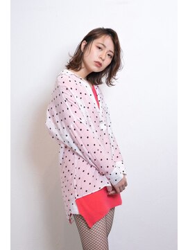 マウロア(MAULOA) 【Mauloa】ヘルシーレイヤー 外ハネ 伸ばしかけ 小顔  ウルフ