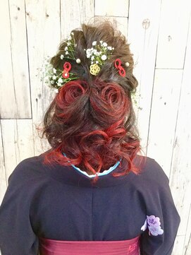 ヘアースペース ムーン(Hair Space MOON) 袴や着物のヘアーセットと着付は北区表町ヘアスペースムーンで！