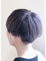 エル ガーデン(elle garden)&nbsp;マニッシュショート・シルバーグレージュ