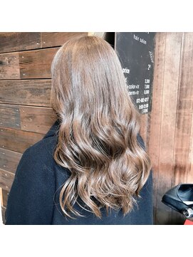 プラン(plan) ハイトーングレージュ