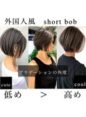 外国人風ショートボブのグラデーションの角度　n3.24