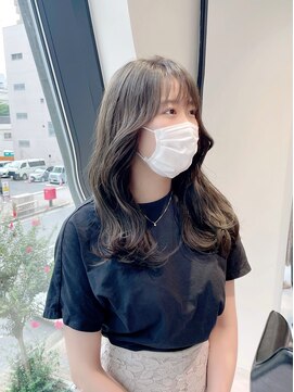 ベール(Vale) オリーブグレージュ/顔まわりレイヤー