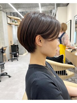 ロンドプロフィール 浦和(Lond profil) 蒲生優 【耳かけハンサムショート】