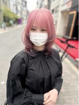 ディア(.eer) ピンク～パープル/グラデーションカラー/ミディアムウルフ/大阪