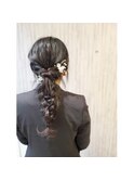 編み下ろしヘアアレンジ
