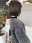 くすみカラーミニボブ