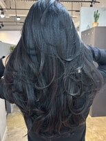 メリー オオサカ(Merly Osaka)&nbsp;黒髪レイヤーカット