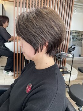 ハーツ(Heart's) 白髪ぼかし/イメチェンヘアスタイル/前髪カタログ/ショートボブ