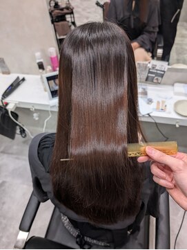 ソヨン 豊田市駅店(SOYON) 髪質改善/アルカリ酸熱トリートメント/美髪ストレート