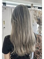 ムク 横浜店(muku)&nbsp;バレイヤージュ×シルバーベージュ