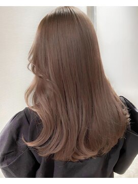 チル(chill) 赤みの少ないベージュ