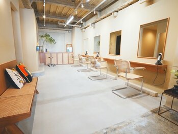 シリ アンド ブラント(siri and brunt)の写真/年齢を重ねるにつれて出てくるお悩みの解決が得意◎一人ひとりに寄り添う"siri"へお気軽にご来店下さい*