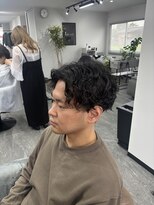 リイ(Lii)&nbsp;メンズ　センターパート　スパイラル　スパイラルパーマ