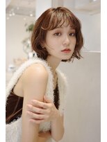ノイ(noi)&nbsp;顔周りレイヤーカットくびれヘアミルクティーベージュカラー韓国